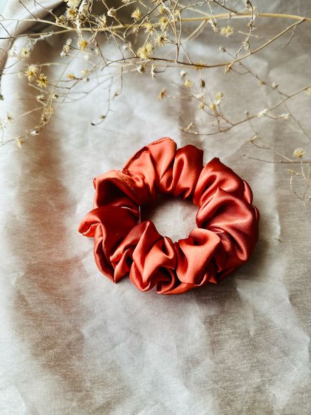 Handmade terracotta scrunchie for fall 😍🧡

#LTKSeasonal #LTKbeauty #LTKBacktoSchool