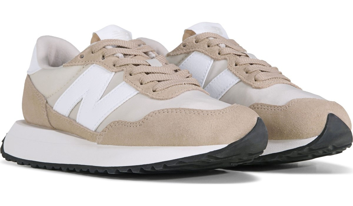 Women's 237 Retro Sneaker | Famous Footwear