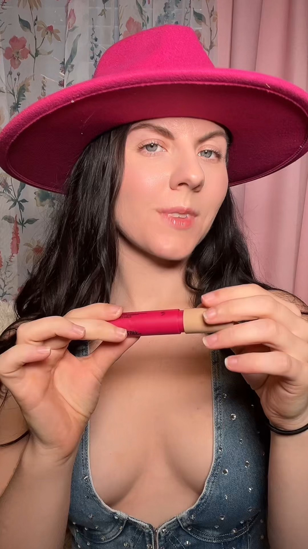 i’m not a heavy lipstick person, so when i want something comfortable, smoothing, and flattering, i reach for the jason wu honey fluff lip cream. ✨ this honey fluff lip cream gives that blurred, cloud-like finish without feeling dry or sticky.

it’s one of those easy, everyday lip products you can throw on and go! still polished, still pretty, just effortless. if you love a soft matte look that doesn’t feel heavy, this honey fluff lip color is such a good find.

💖 shop this lip color!
ltk shop: banannie

#lipproducts #bananniesbeautyreviews #softmatte #makeupfinds beautyfavorites @jasonwubeauty 

tags: honey fluff lip color, jason wu lip product, soft matte lip color, comfortable matte lipstick, everyday lip makeup, blurred lip look, lightweight lipstick, makeup for natural glam, lip color for daily wear, jason wu beauty

#LTKBeauty #LTKGiftGuide #LTKgrwm