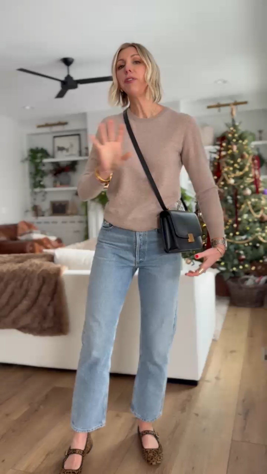 If I could only have one small handbag…it would be this! My one and only mini!

#LTKmomlife #LTKHoliday #LTKGiftGuide