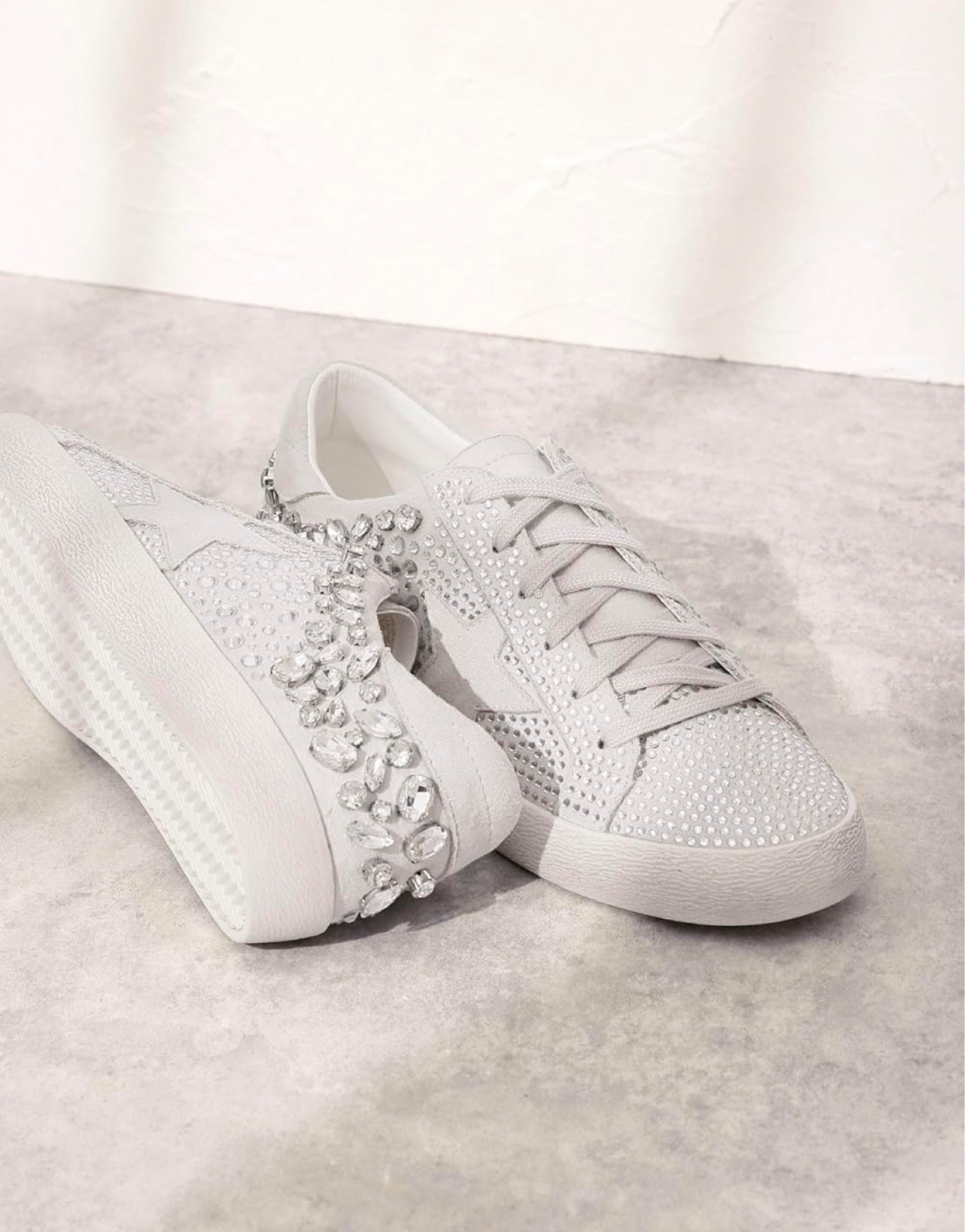 Obsessed 🤩 #fashion #shoecrush #OOTD #SOTD #outfitinspo #outfitideas

#LTKShoeCrush #LTKStyleTip #LTKMostLoved