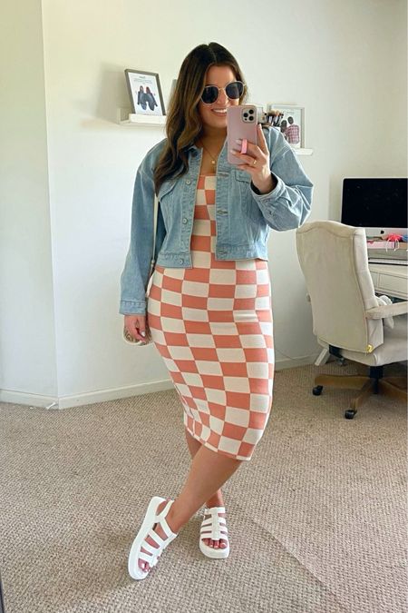 Midsize spring outfit! Resharing the cutest & comfiest knit dress from last year and it’s 15% off!! Love how easily it can be dressed up or down. 

Bra - 38D
Shapewear - XL
*use code KELLYELIZXSPANX to save 
Dress - L (really stretchy I sized down)
Sandals - 9 (run big) 
Denim jacket - M *from last year, linked this years version 

Midsize, spring fashion, spring dress, Amazon fashion, amazon dress, casual outfit 


#LTKSeasonal #LTKSaleAlert #LTKMidsize