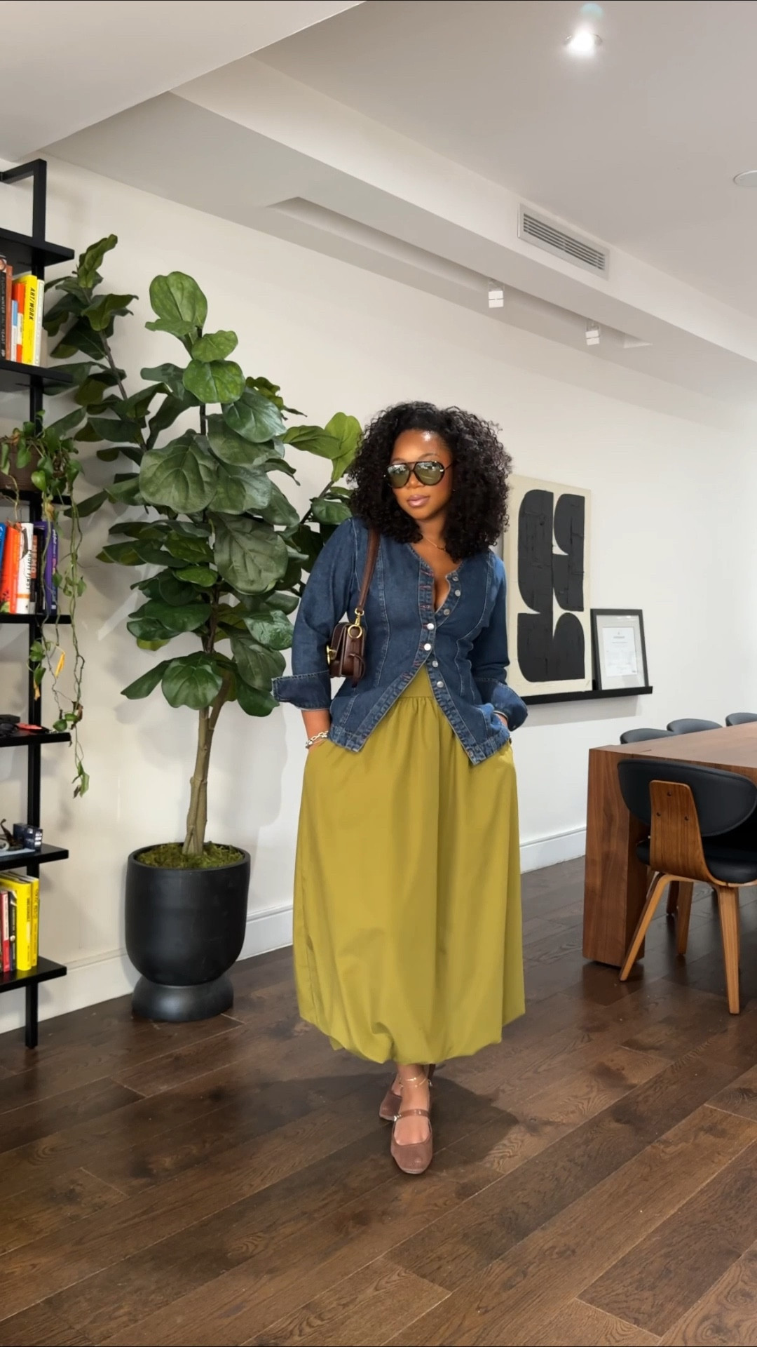 5’9 200 lbs wearing large top large skirt! Everything is linked! 

#LTKStyleTip #LTKFindsUnder100 #LTKMidsize