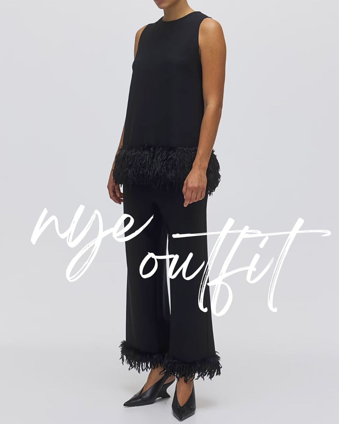 perfect NYE outfit! Love these together! 


H&M, winter outfit ideas, casual chic style, minimal wardrobe, navy sweater, capsule collection, holiday, festive, party, fringe, sequin, tunic, pants, dress 

 #LTKHoliday #LTKParties #LTKStyleTip