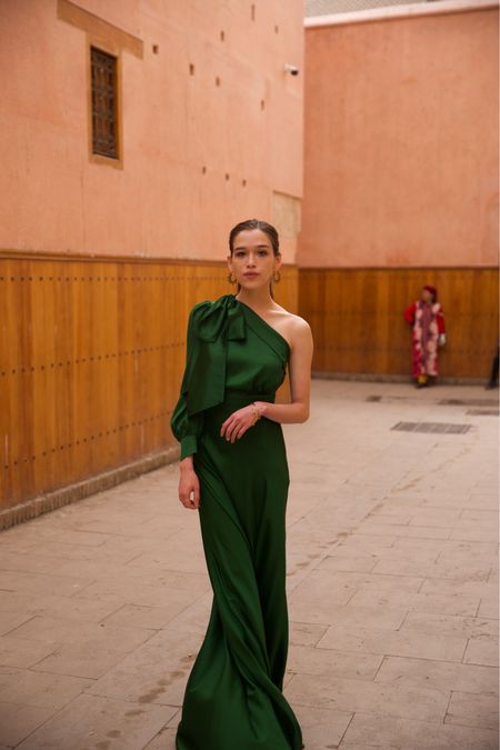 Take me back to Morocco 💫

The green silk maxi dress I’m wearing is available in TONS of colors and even custom sizing! It makes for the perfect bridesmaid dress or black tie optional wedding guest dress.

Perrin and co, what to wear in Morocco, Marrakech outfit inspiration, affordable bridesmaid dress, inexpensive wedding guest dress, winter wedding guest dress, fall wedding guest dress, spring wedding guest dress, black tie holiday dress, formal Christmas dress

#LTKHoliday #LTKtravel #LTKwedding