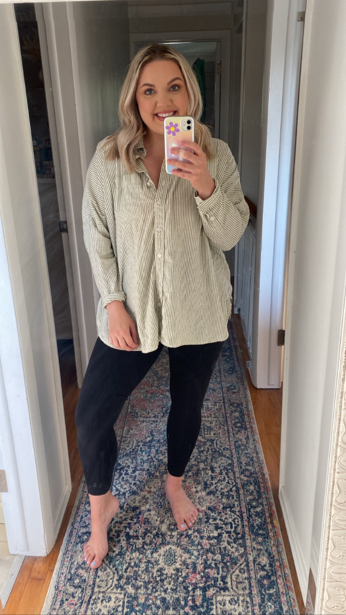 This oversized button up is on sale 25% off! It’s perfect for EVERY season. Wear it on its own, or layer it up! 

Top- small
Leggings - medium 



#LTKmidsize #LTKSale #LTKfindsunder50