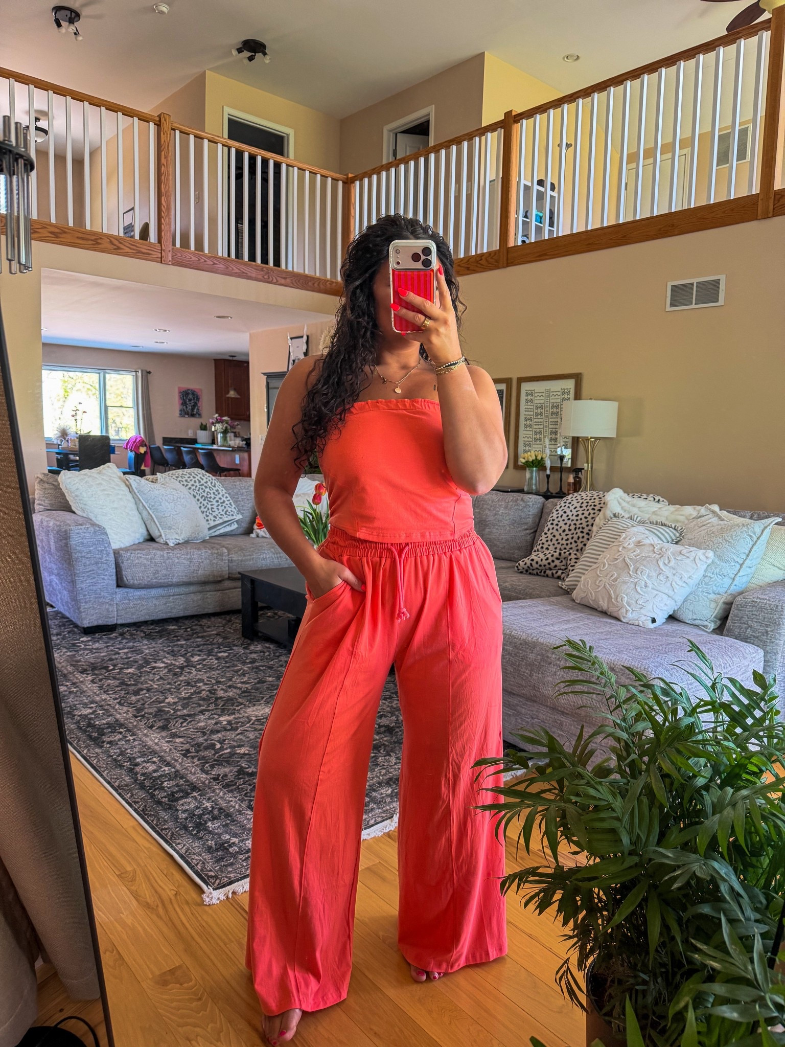 Wearing a size large in this Amazon set! It comes in lots of different color options! 

#amazon

#LTKootd #LTKMidsize #LTKSeasonal