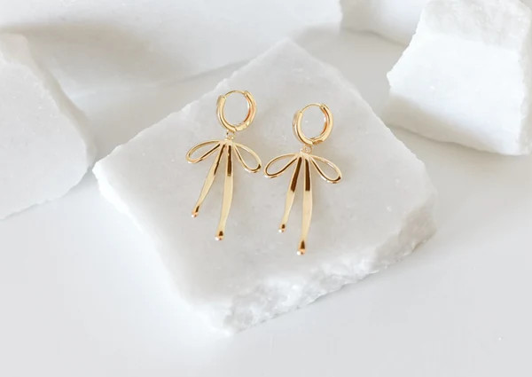 The Daisy hoops | Bella Rey Designs