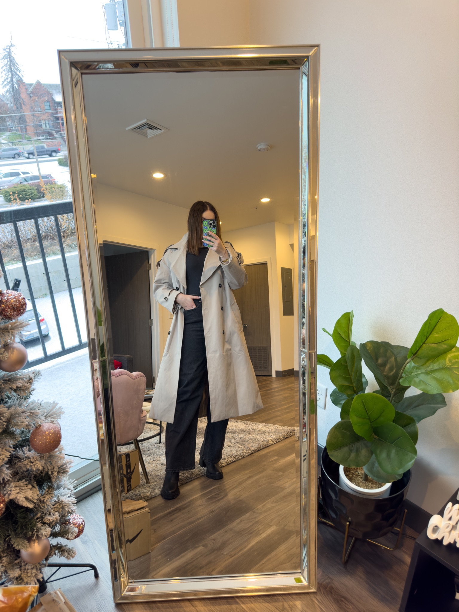 Business casual outfit idea! Featuring my favorite jeans and snow boots!

I’m wearing a M bodysuit, L coat, size 12 jeans and size 9 boots

#LTKworkwear #LTKmidsize #LTKfindsunder100