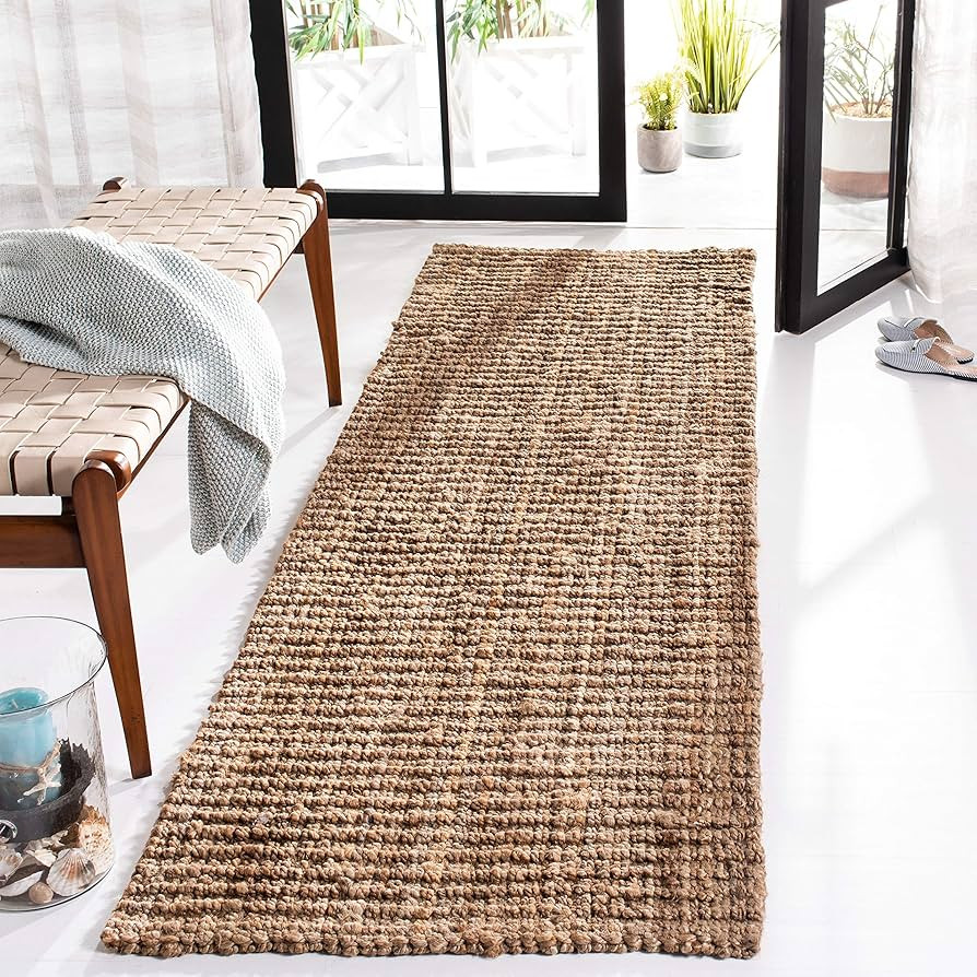 SAFAVIEH Natural Fiber Collection Runner Rug - 2'6" x 8', Natural, Handmade Chunky Textured Jute ... | Amazon (US)