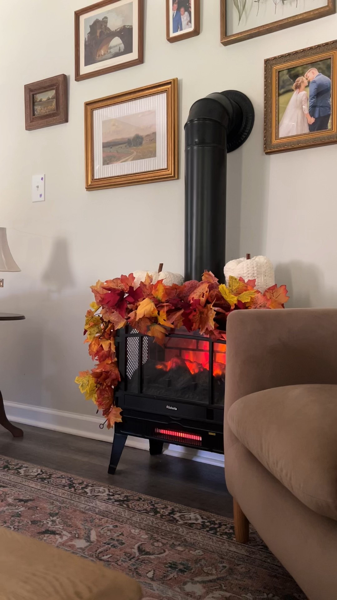 Cozy decor. Fall decor . Home decor 

#LTKPetite #LTKSeasonal #LTKHome