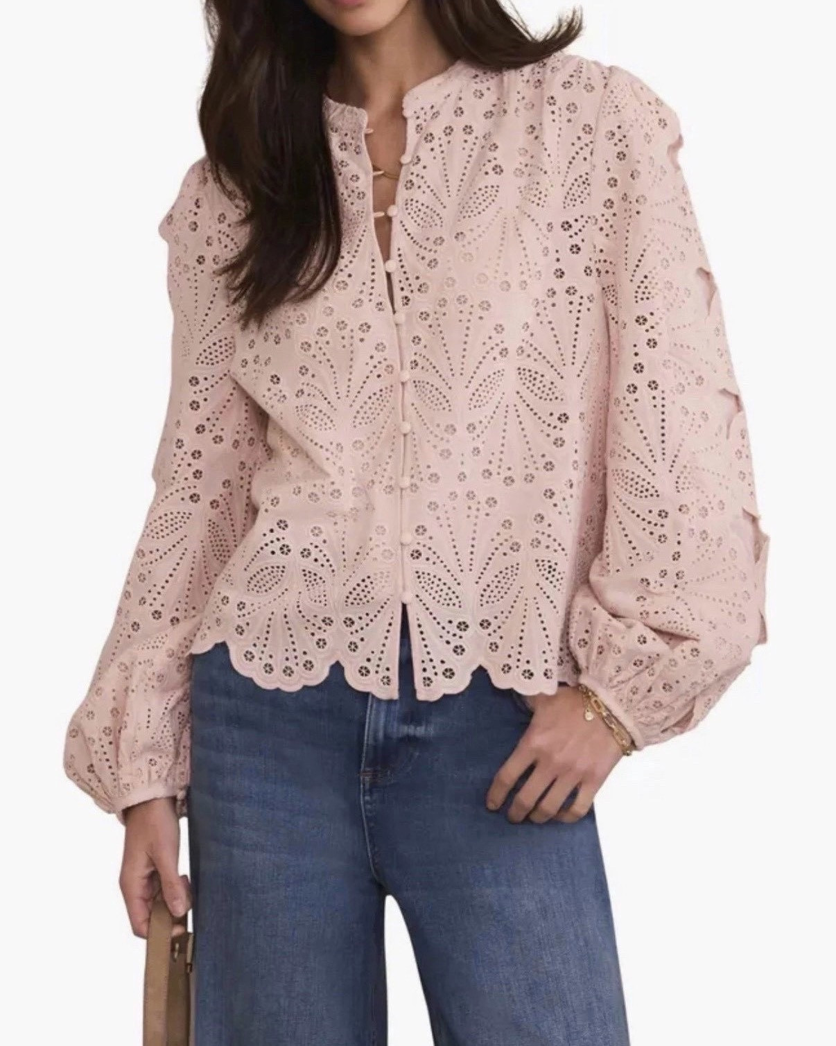 White lace top
Lace top
Spring top 
Vacation

#LTKootd #LTKgrwm #LTKdayinmylife