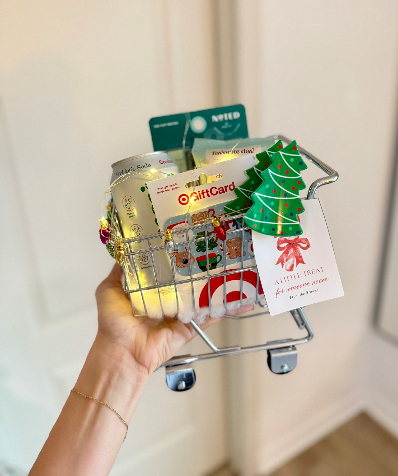 DIY Christmas cart gifts 😍🎄

#LTKSeasonal #LTKHoliday #LTKGiftGuide

#LTKHoliday #LTKSeasonal #LTKGiftGuide