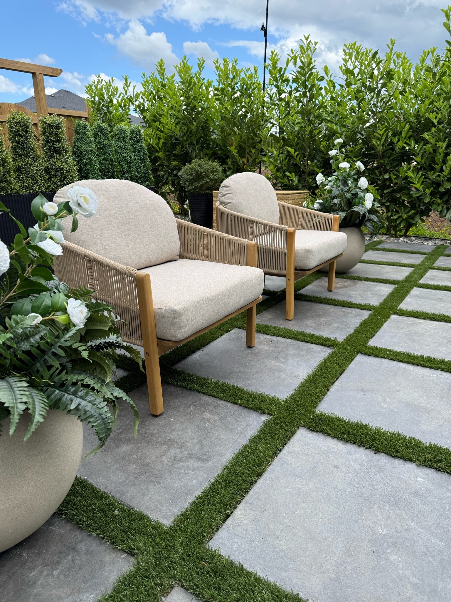 #ad 
Found at @Wayfair ! Resort worthy patio chairs. Deep seats, thick comfy cushions, rope and wood detail… so gorgeous! 
#wayfair #wayfairpartner #outdoor #wishyouwerehere