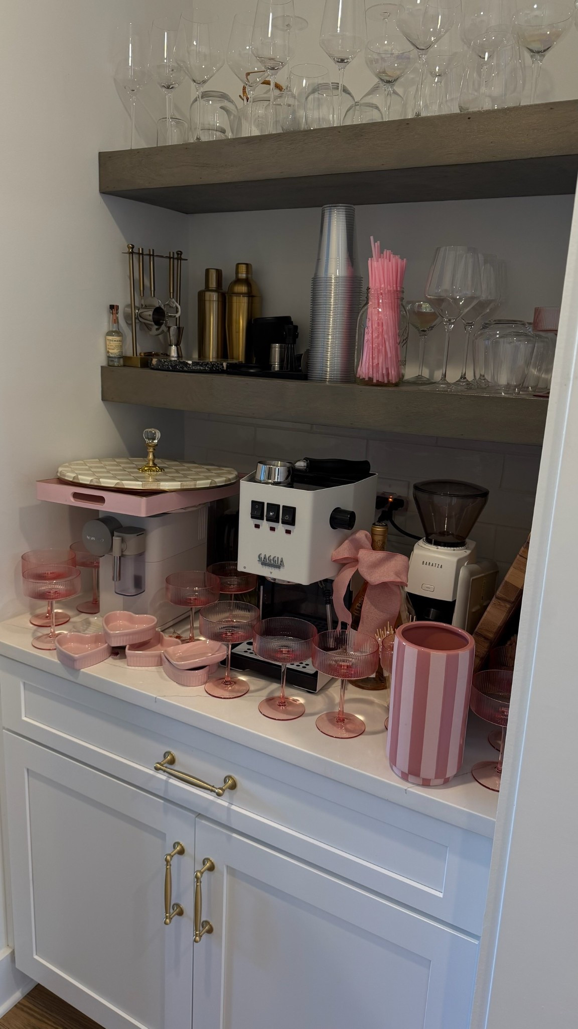 Valentine’s Day favorites 💖

#LTKSeasonal #LTKHome