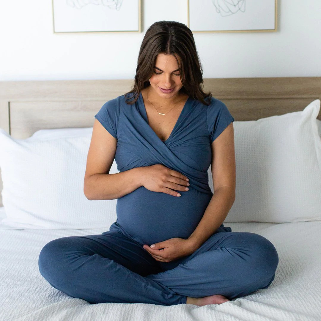 Davy Nursing & Maternity Pajama Set | Kindred Bravely