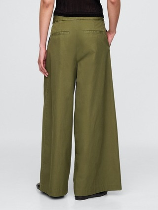 High Rise Twill Pleated Wide-Leg Khakis | Gap (US)