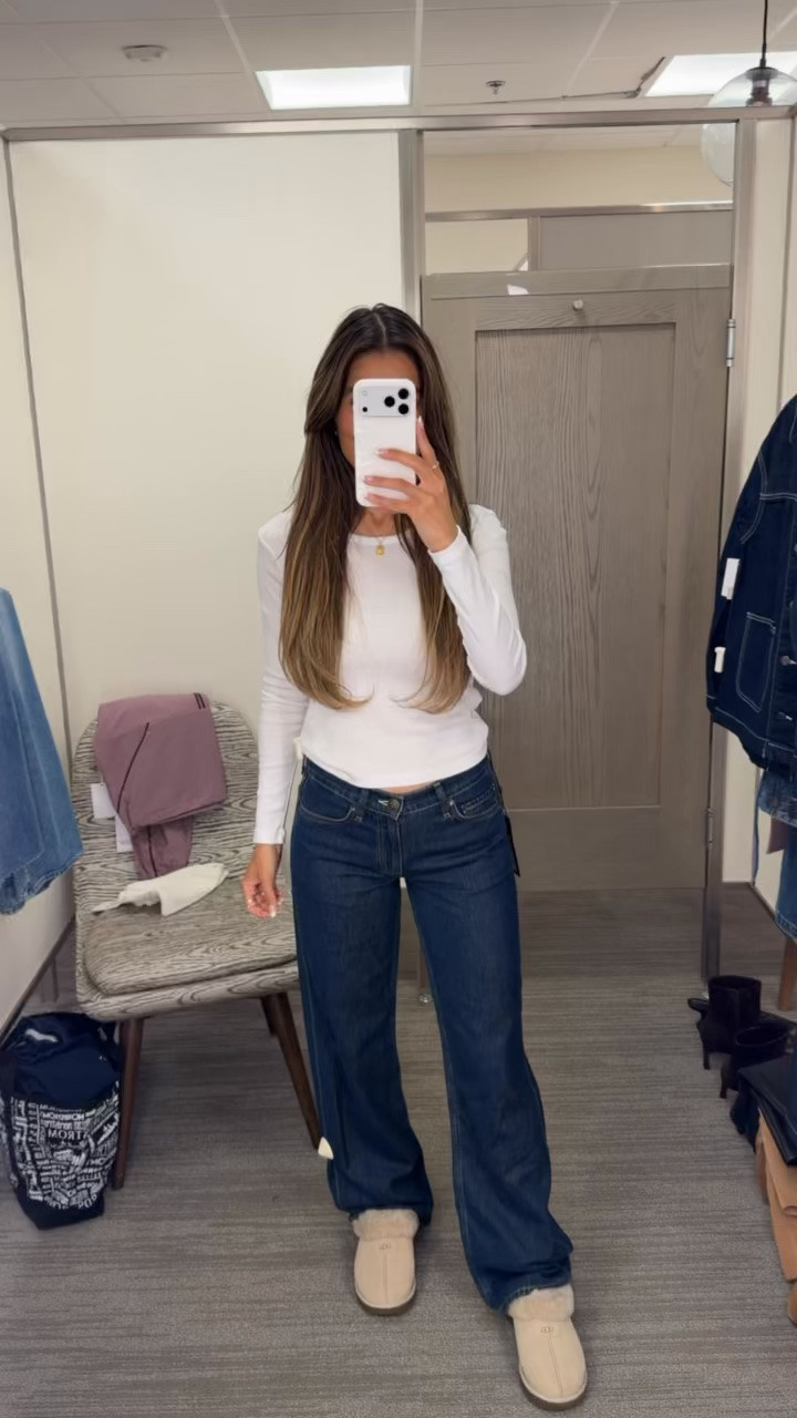 Scroll to shop! Comfort over everything, these featherweight jeans and uggs are a must buy! Shop Nsale with me! Follow for more! Xo!

#LTKootd #LTKgrwm #LTKSaleAlert