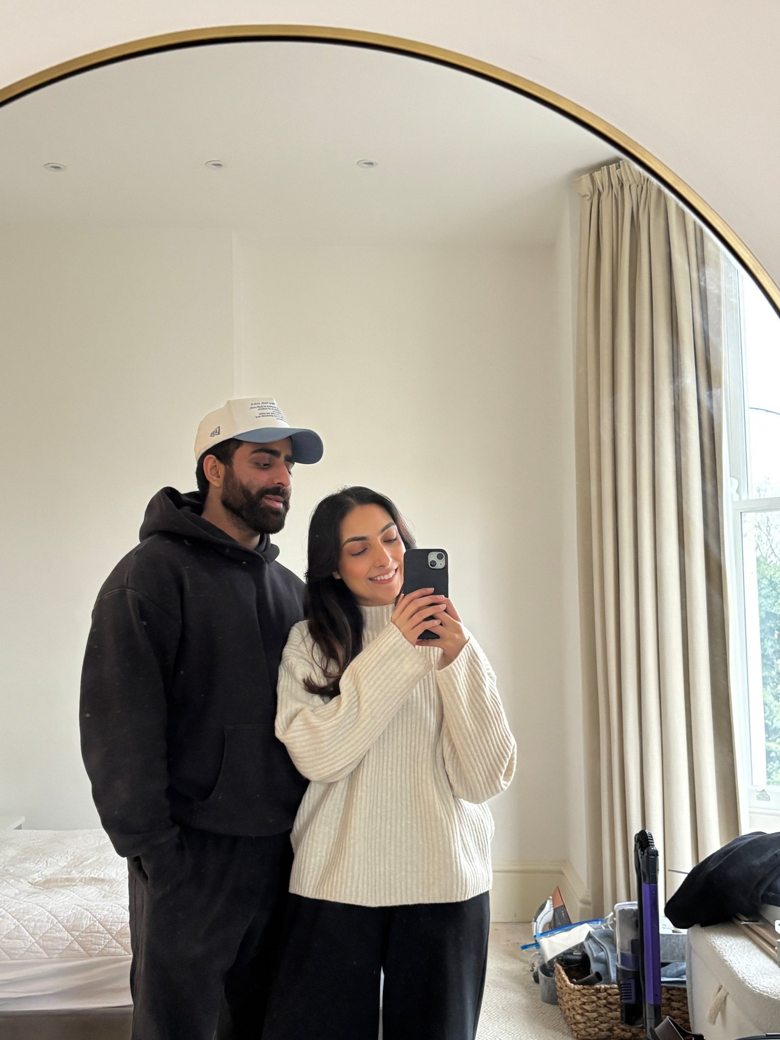 white jumper knitwear cream roll neck polo neck 

#LTKeurope #LTKuk #LTKstyletip