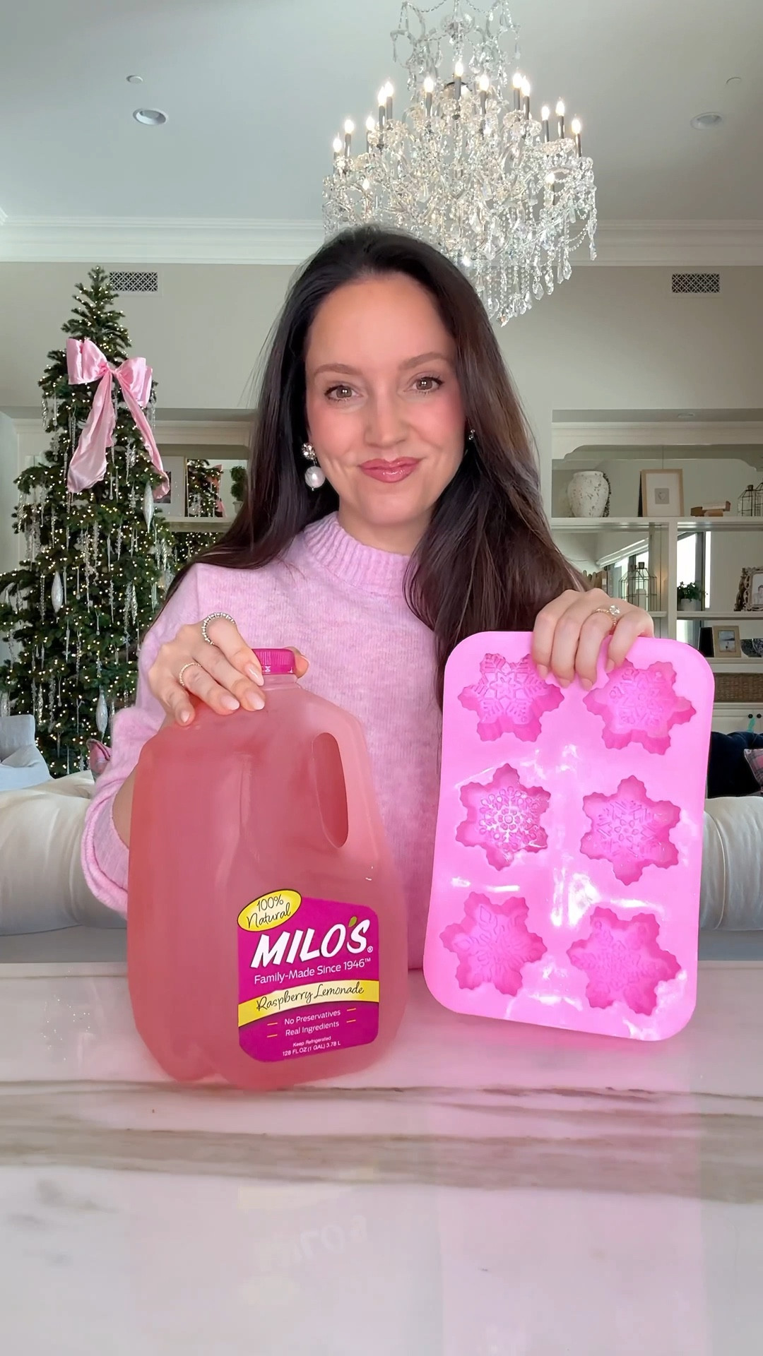 For Stella's Winter ONEderland, we served the cutest Sugar Plum Fairy Punch using @drinkmilos Raspberry Lemonade.

We added edible glitter, rimmed the glasses with sparkly sugar, and even froze some into snowflake ice molds to keep the punch cold without watering it down!

Comment "sugar plum" for every utensil we used + Milo's Raspberry Lemonade! #MilosMomentMakers 


#LTKHome #LTKHoliday #LTKfoodie