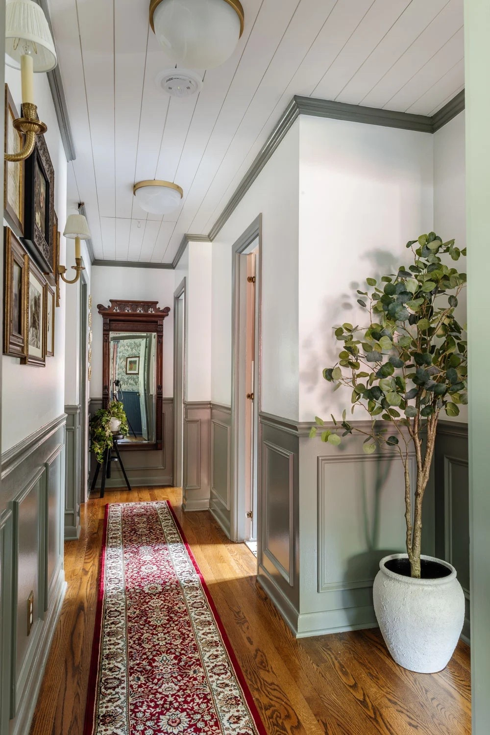 Our hallway makeover is finished! I love how the planked ceiling turned out. This runner is actually 2 shorter rugs I joined together to make 1 custom length runner using carpet tape. And everything else is a mix of affordable decor finds from @loweshomeimprovement with a mix of thrifted antiques. #ad #lowespartner 

#LTKStyleTip #LTKHome