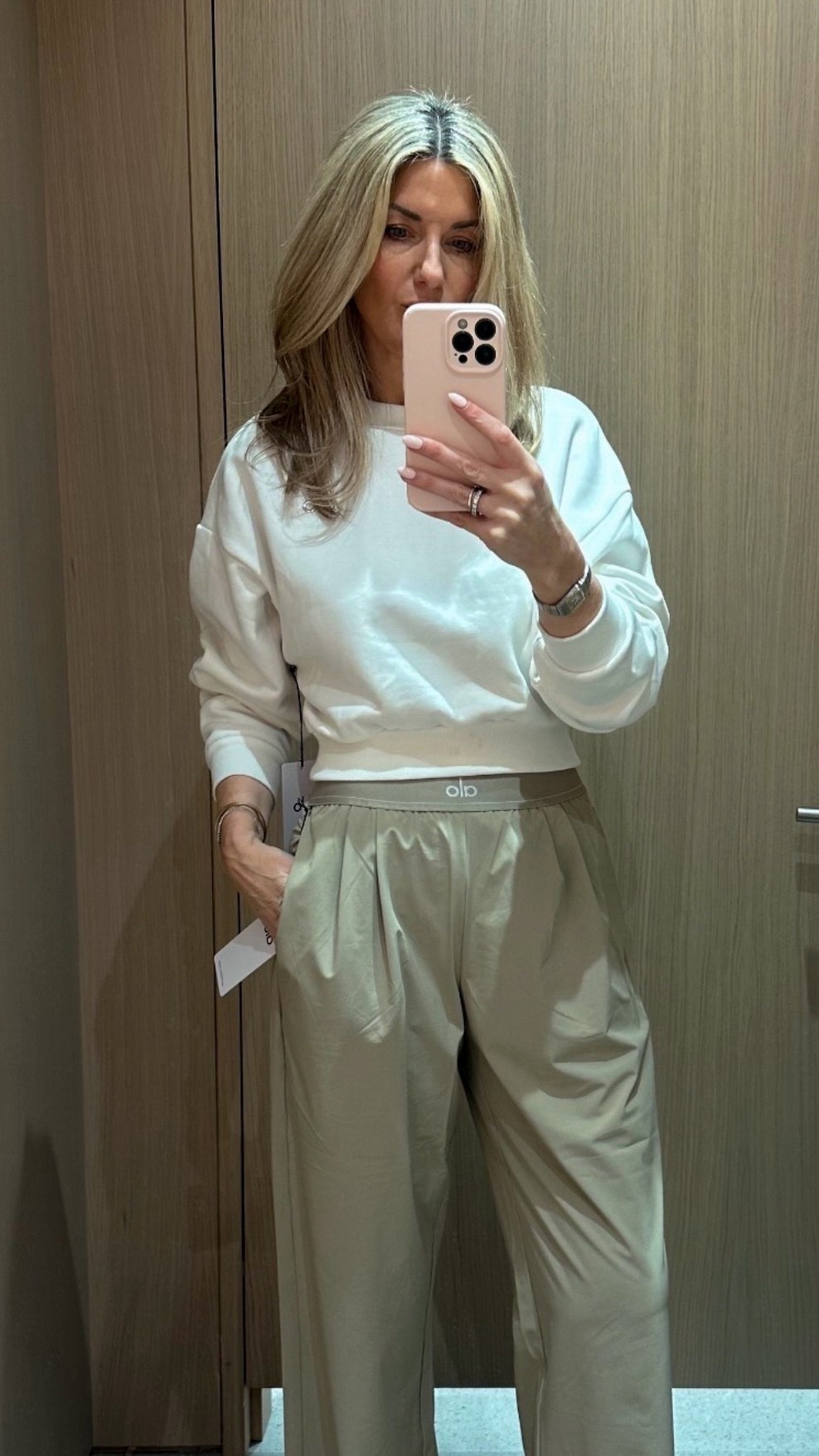 Cute travel outfit 🤍 was between this and the tracksuit but came home with the trousers and sweatshirt 🤎


#LTKspring #LTKover50style #LTKtravel