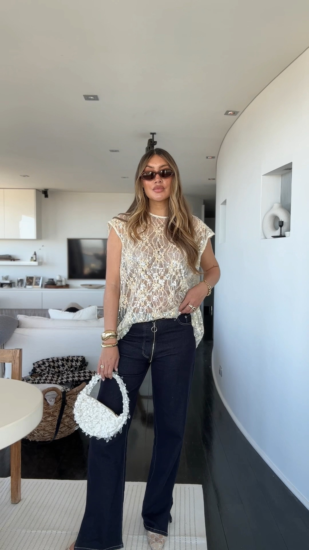 Jeans and a top but make it sparkly ✨

#LTKaustralia #LTKdatenight #LTKpartywear