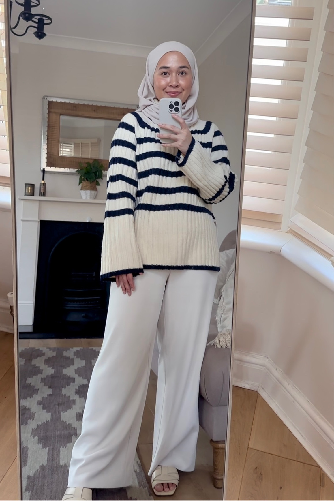 My favourite striped jumper 

#LTKSeasonal #LTKAsia #LTKeurope