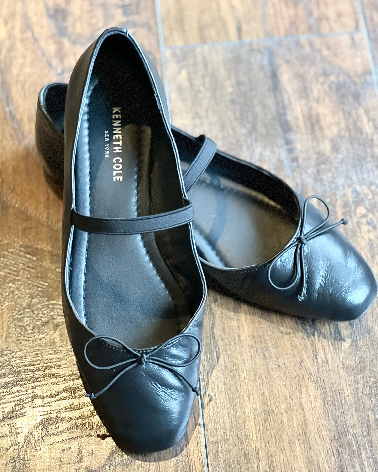 Myra Ballet Flats from Kenneth Cole.

Ballet flats
Shoes
Mary Jane’s
Ballet shoes


#LTKfindsunder100 #LTKshoecrush #LTKstyletip