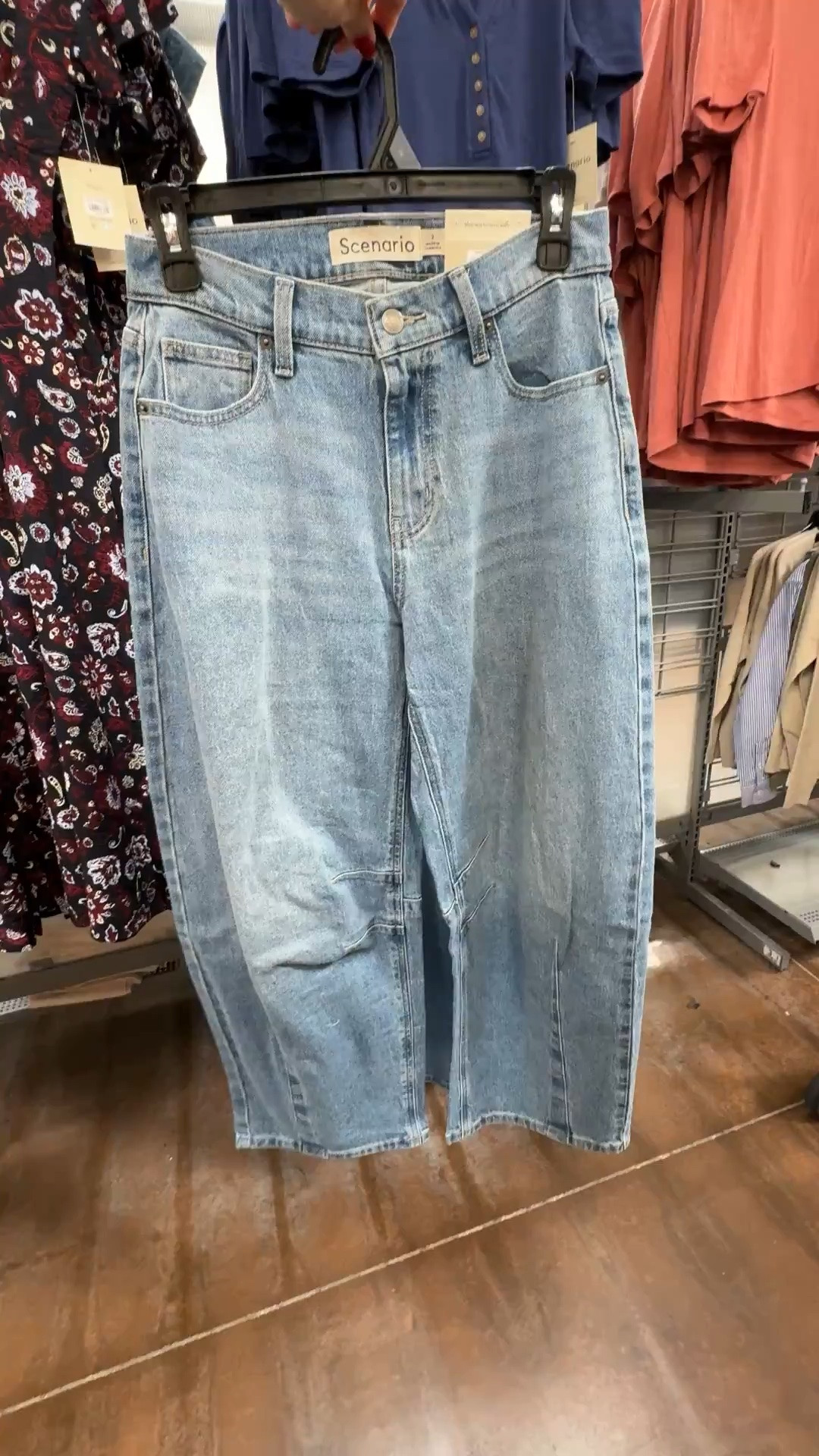 Walmart light wash barrel jeans

#LTKgrwm