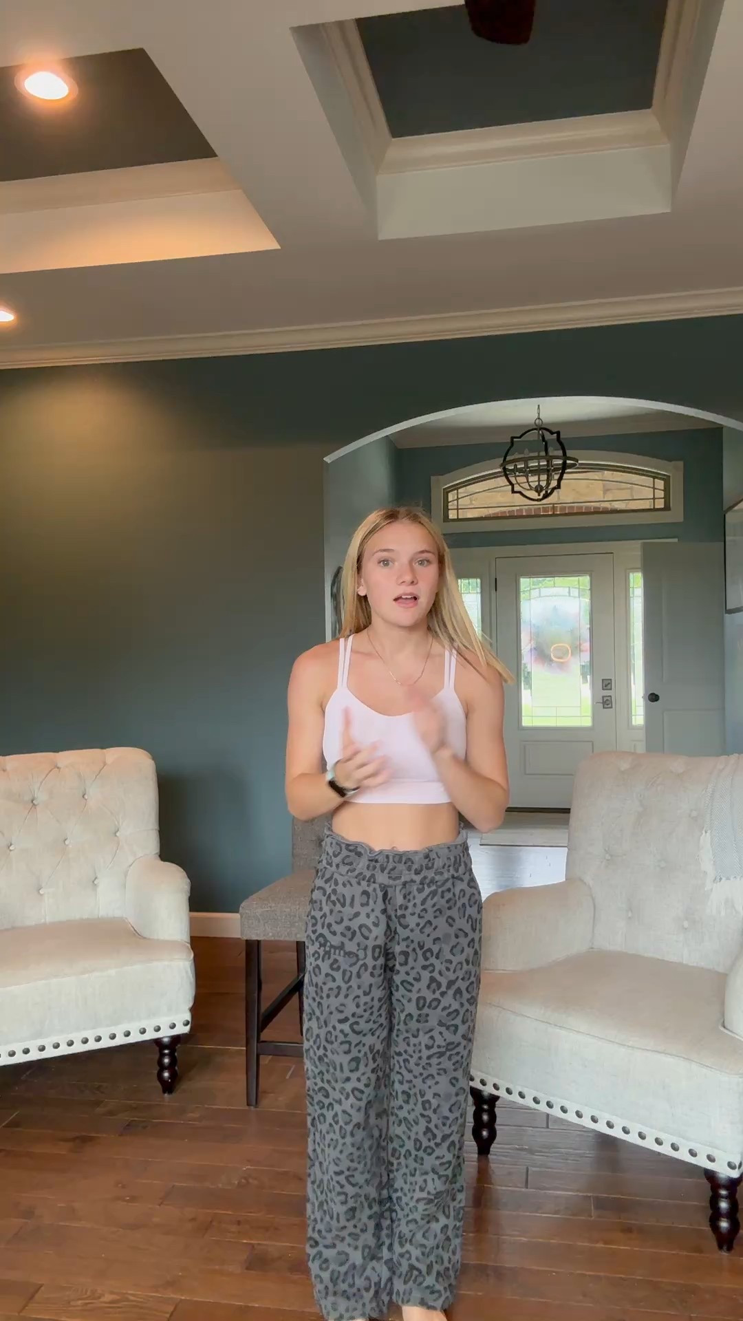 The best sweatpants 
Buy thru this link: https://www.comfrt.com/ALLISON88647 

#LTKSeasonal #LTKStyleTip