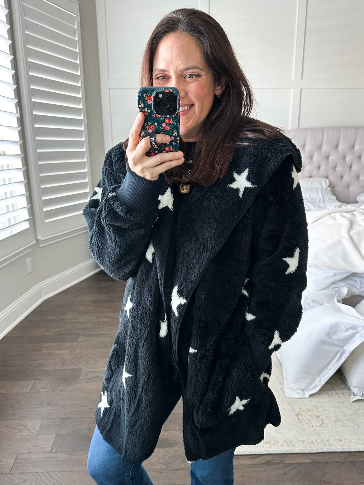 Cozy cardigan lounge piece
With pockets and a hood! 


#LTKover40 #LTKfindsunder50 #LTKGiftGuide