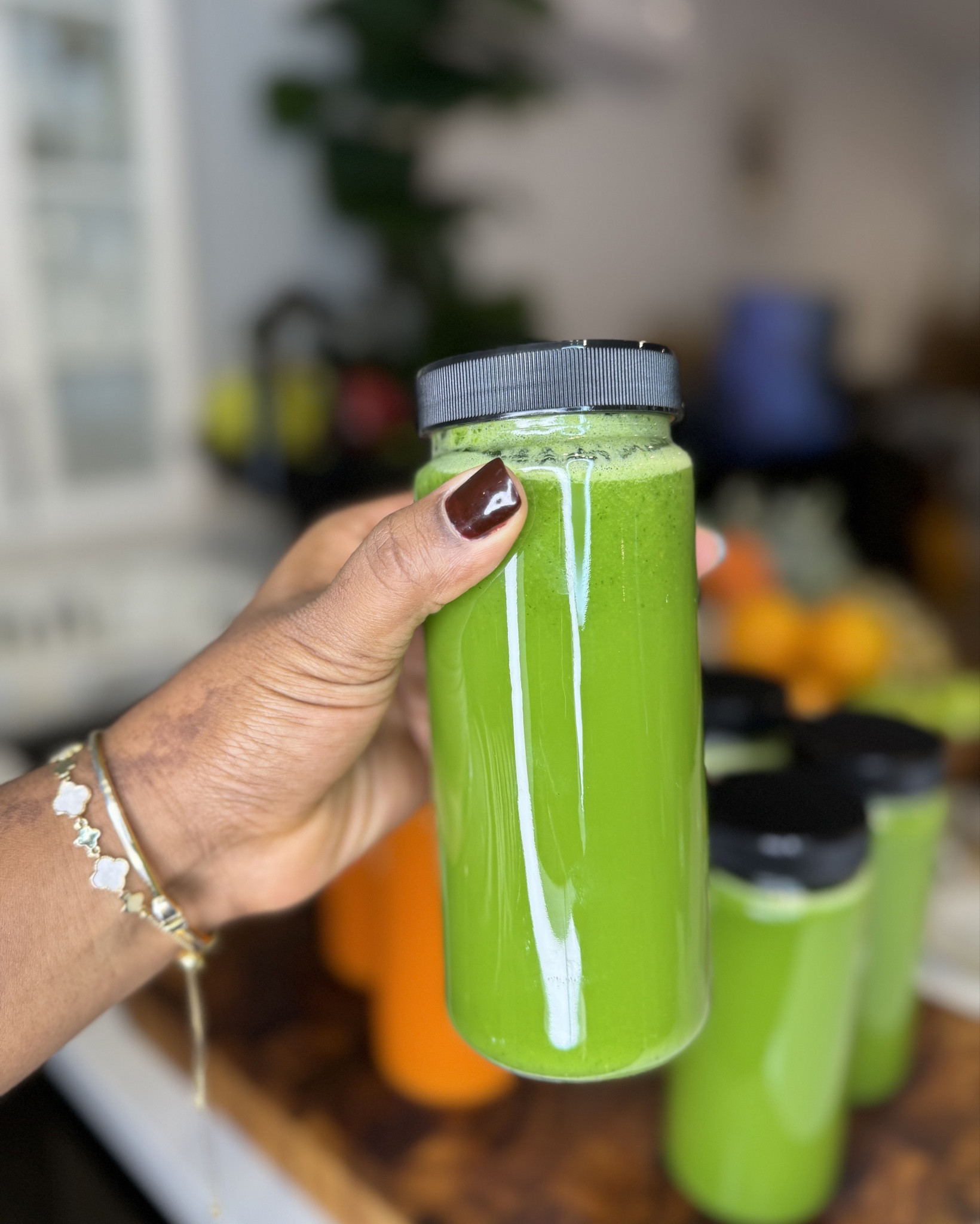 Perfect bottles for juicing! Super convenient and easy to clean – making my healthy routine so much easier. 🍏 #JuiceLife #LTKHome #LTKFinds”

#LTKHome