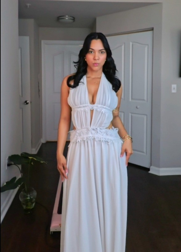 Beach white maxi dress 

#LTKgrwm