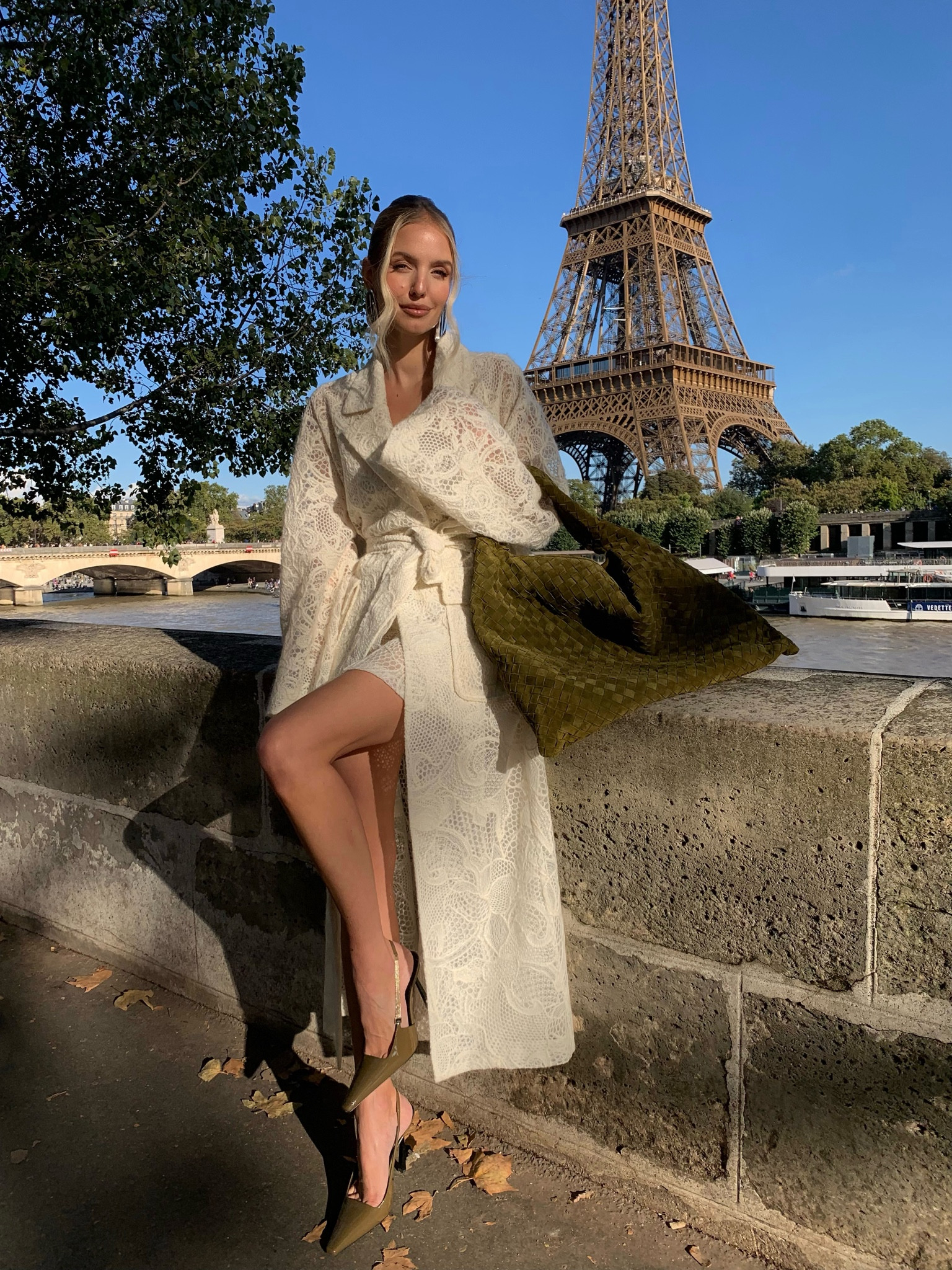 Lace & green shades 🍂