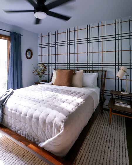 Maine: Hand Painted Plaid Wall Guest Room