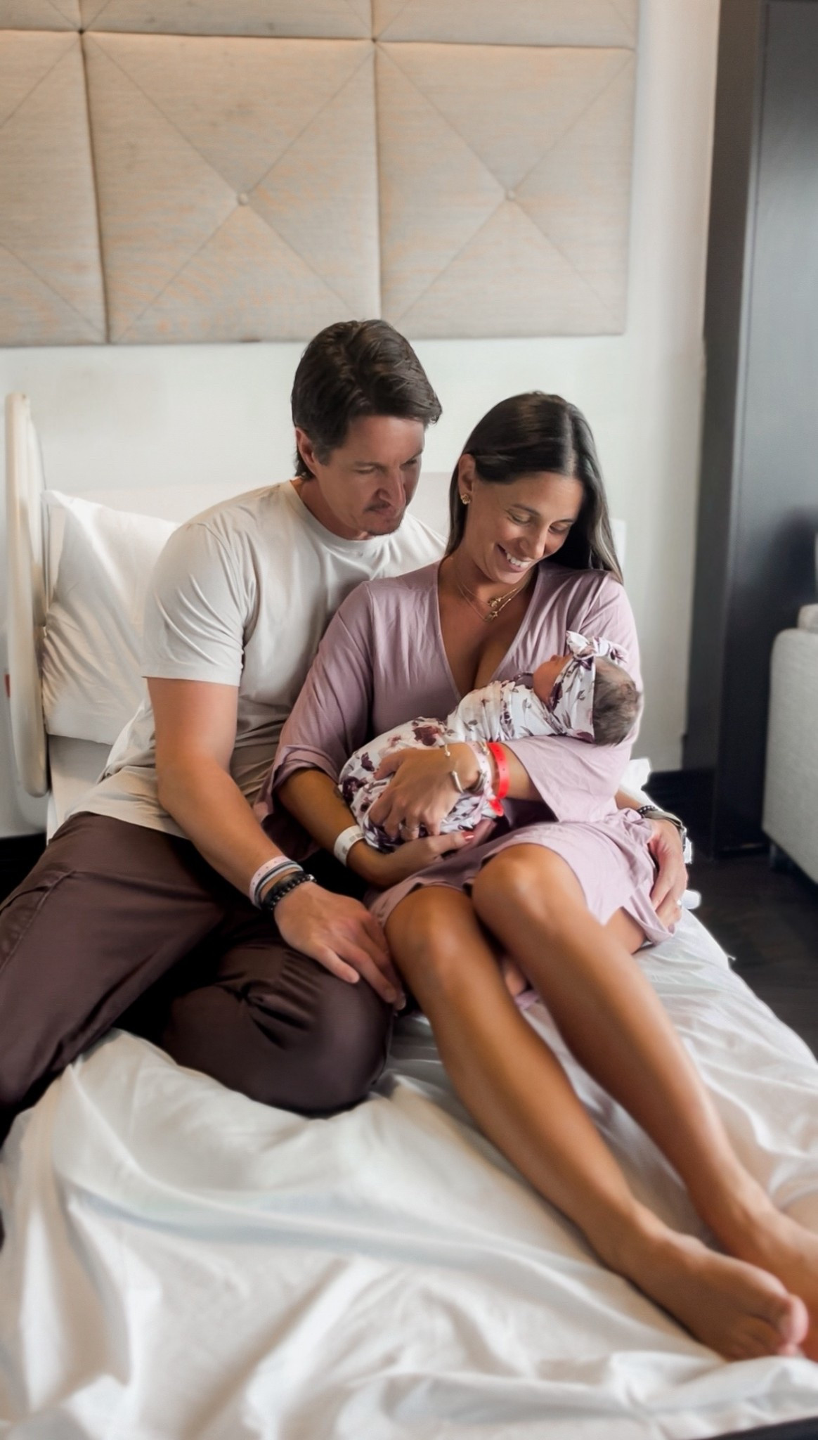 Family hospital photo 💜

#LTKFamily #LTKStyleTip #LTKBaby