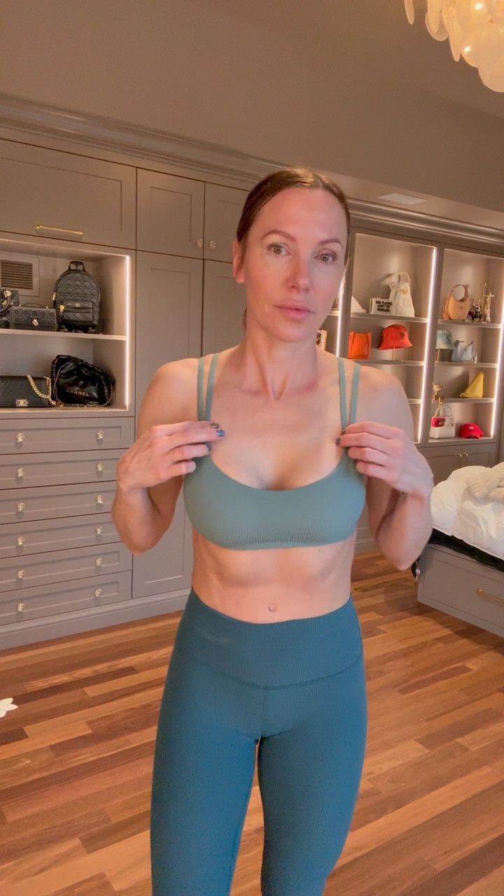 Gym outfit inspo! Also great for running errands & travel ☕️👟



outfit idea, comfy outfit, oots, activewear, gym outfit 

 #LTKootd #LTKActive #LTKTravel