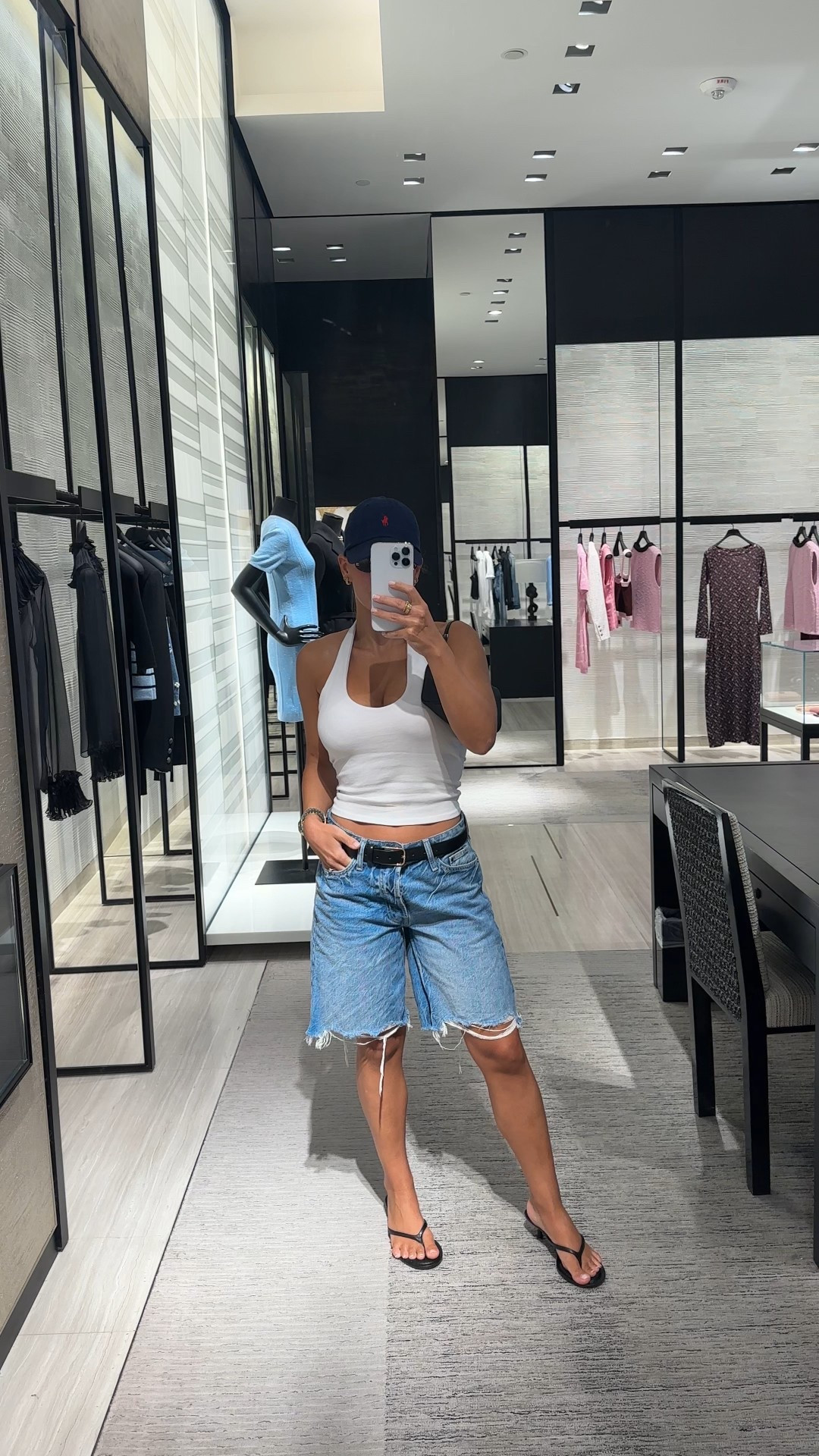 ✨
Top size small
Shorts size 25 
