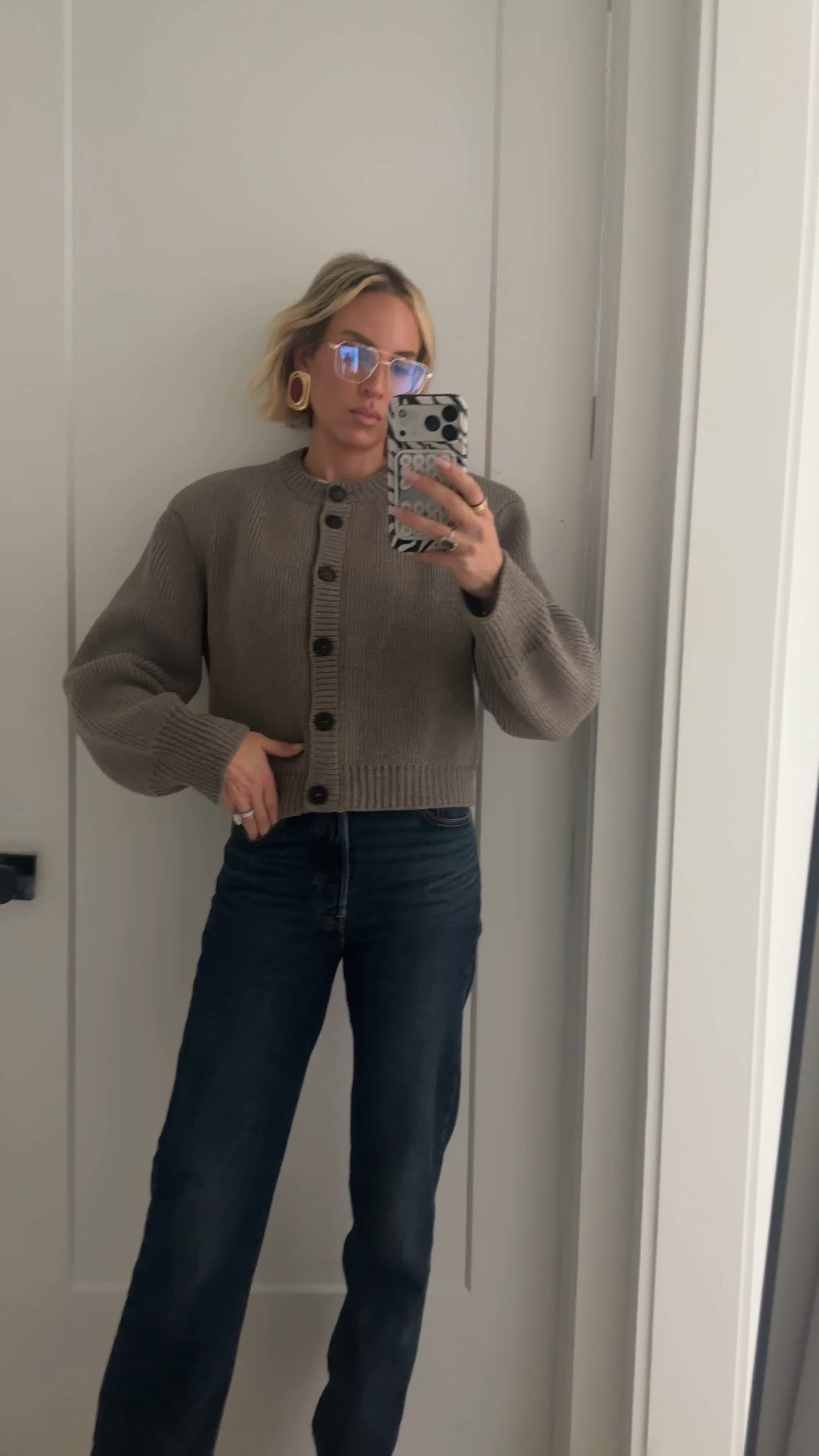 I’m wearing a size 36 in the sweater, a small and the T-shirt and my usual size in the jeans! Also, my boots are tts and they are on sale! I wear these boots the most all fall and winter long. They’re so comfortable. My sunglasses are sold out but the le specs ones that I linked below look identical. ￼

#LTKSaleAlert #LTKOver40 #LTKTall