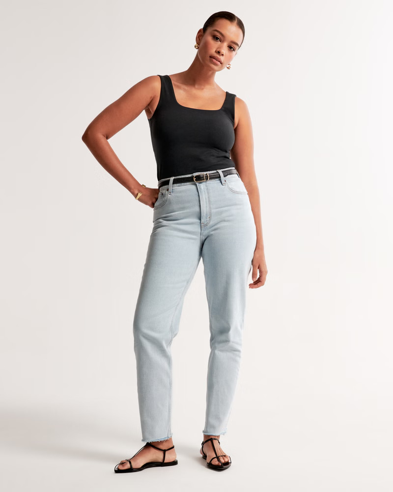 Curve Love High Rise Mom Jean | Abercrombie & Fitch (US)