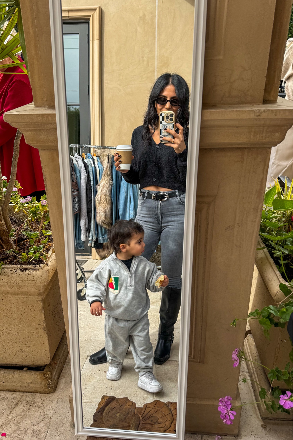 Todays outfit, black and gray


Mom outfit
Target finds
Revolve finds
Winter look
Holiday vibes 
First coffee 

#LTKHoliday #LTKSeasonal #LTKFindsUnder100