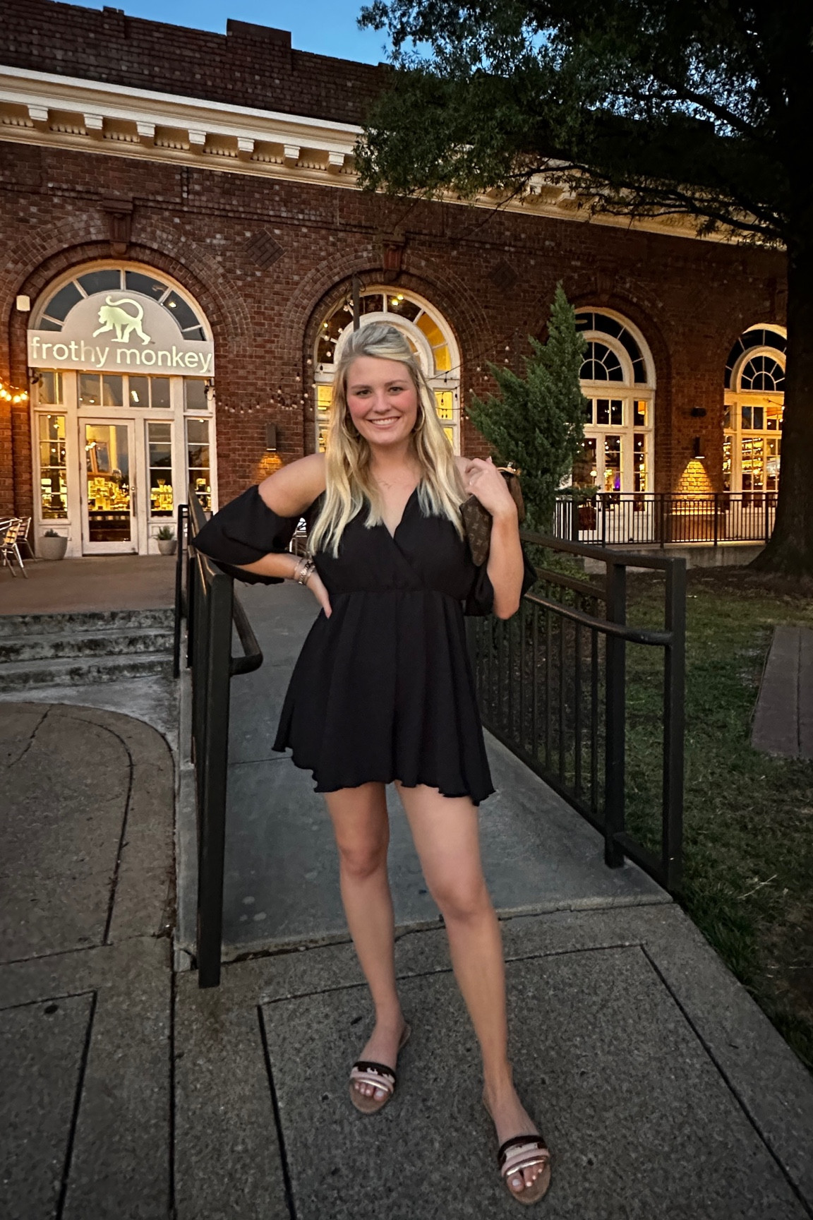 being able to throw on a cute romper for a summer Friday is the best 

#LTKSeasonal #LTKstyletip #LTKunder100