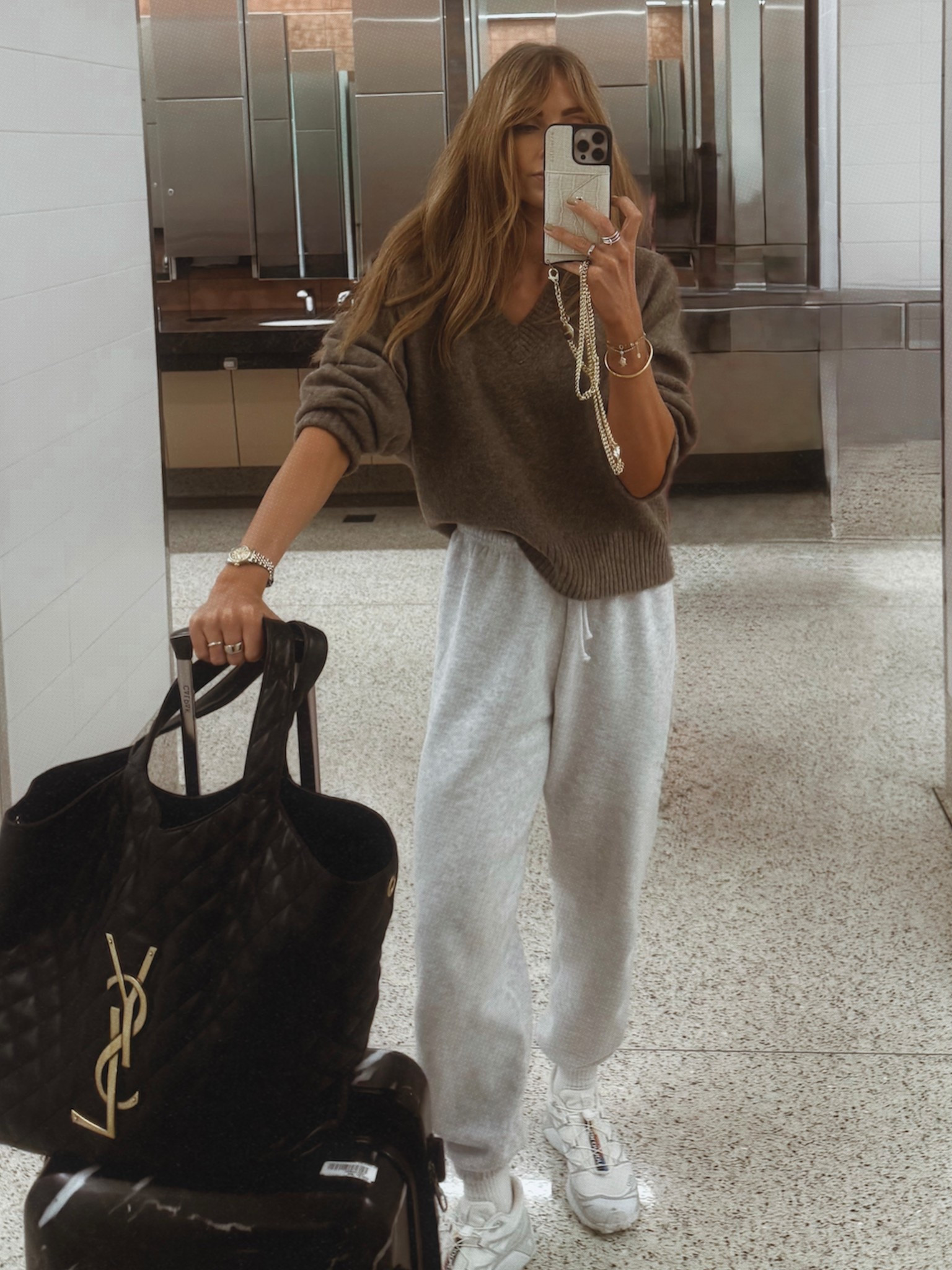 Cozy early morning travel fit 

#LTKTravel