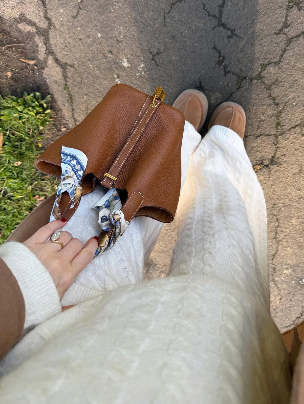 Chic travel wear in this H&M maternity cable knit co ord

#LTKwinter #LTKmaternity #LTKstyletip