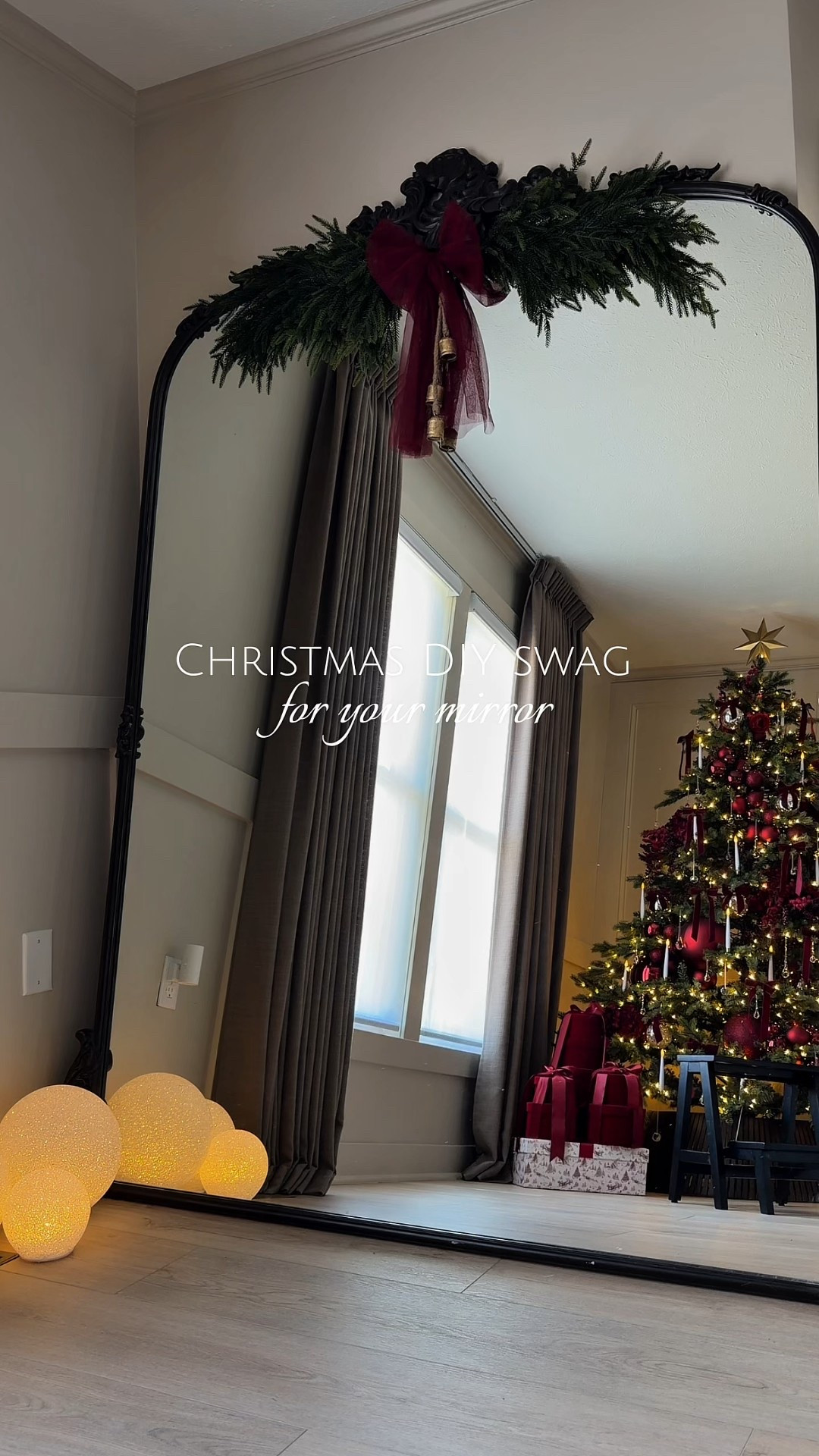 DIY CHRISTMAS SWAG FOR MIRROR