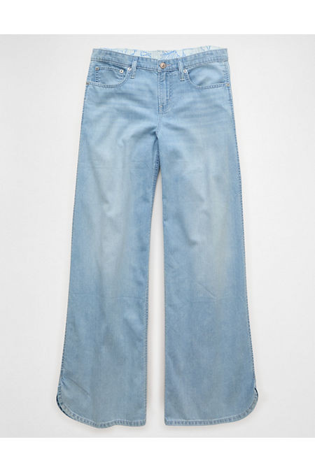 AE Low-Rise Beachy Baggy Jean Women's Light Wash L | American Eagle Outfitters (US & CA)