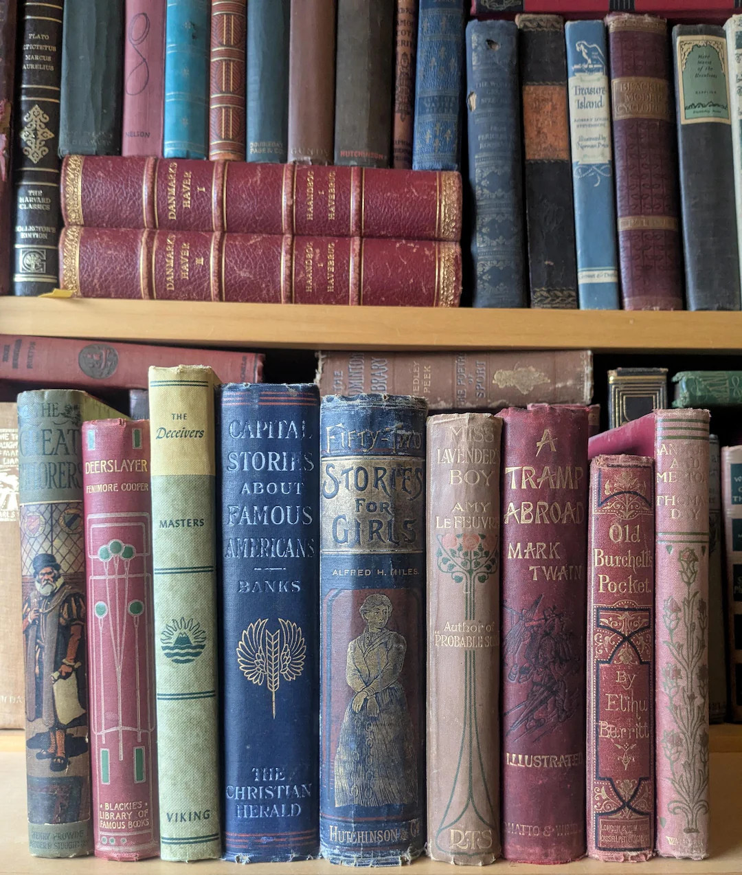 Vintage Books Set of 8 – Mixed Decorative Library Decor - Etsy | Etsy (US)