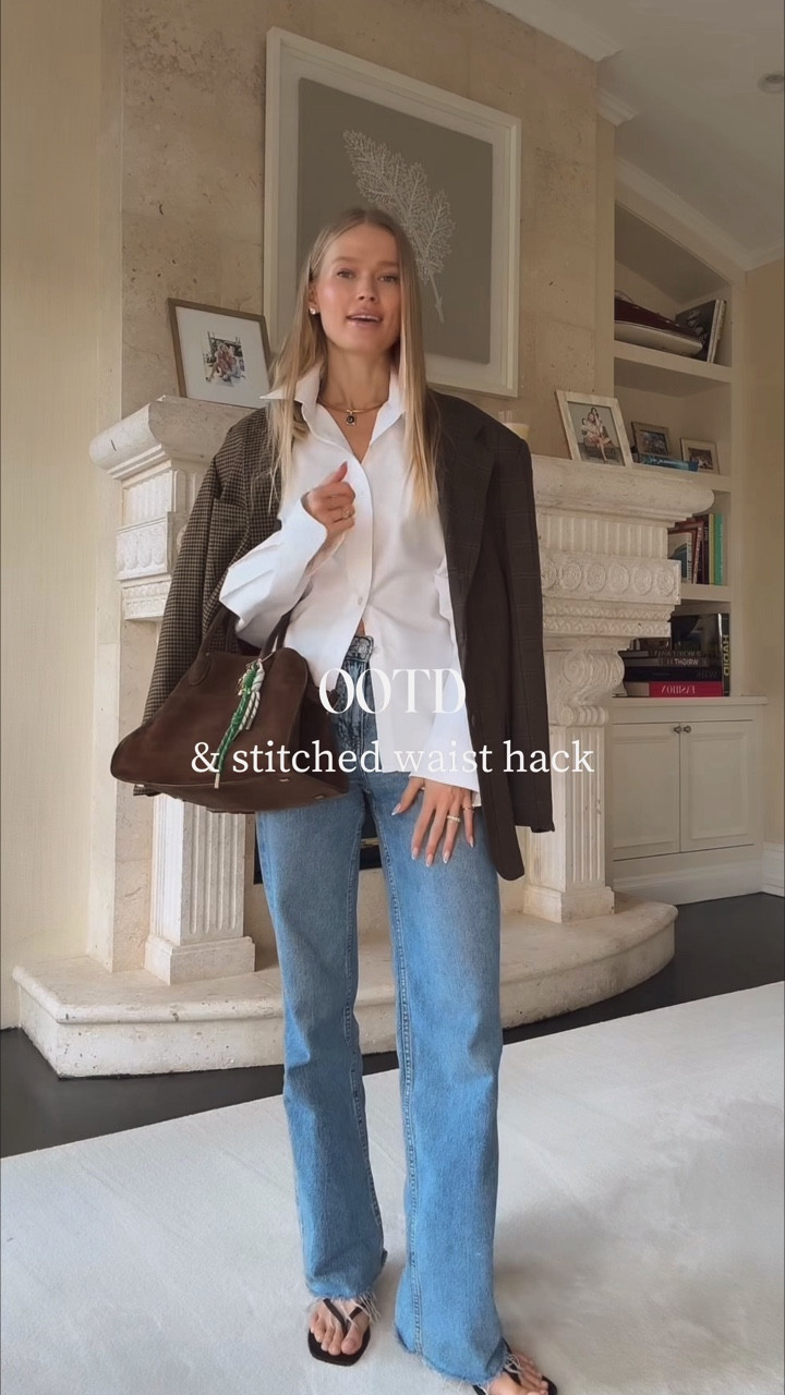 It’s a been a minute since we dressed up 🤎 Simple but chic 



#ootd #brownjacket #stylethelook