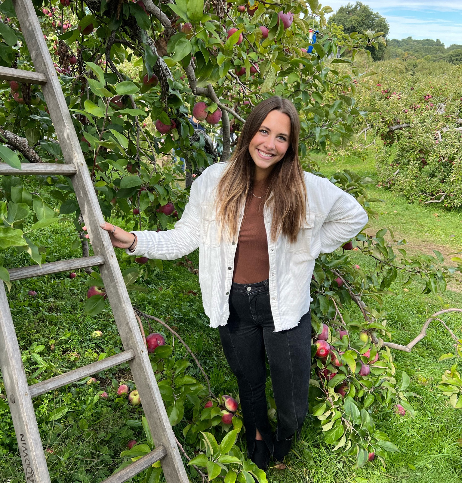 Corduroy Jacket: Zara 